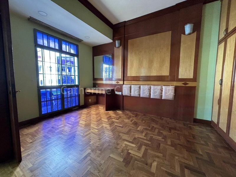 4+1 Bed Corner Terrace (Landed) for Sale in  Westville - Image 14