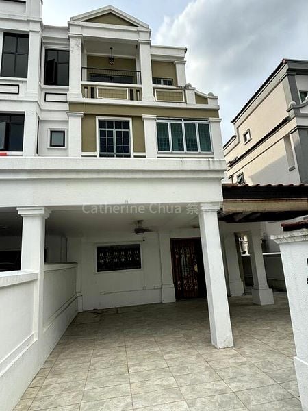 4+1 Bed Corner Terrace (Landed) for Sale in  Westville - Image 1