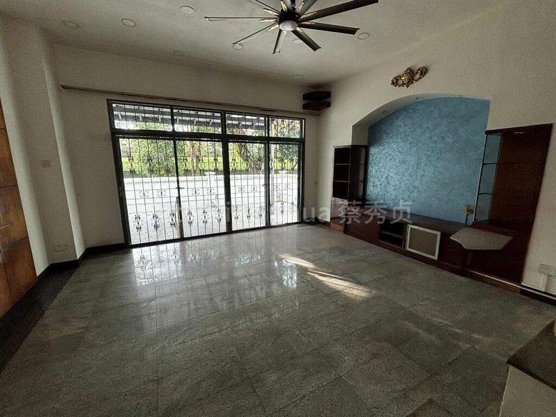 4+1 Bed Corner Terrace (Landed) for Sale in  Westville - Image 13