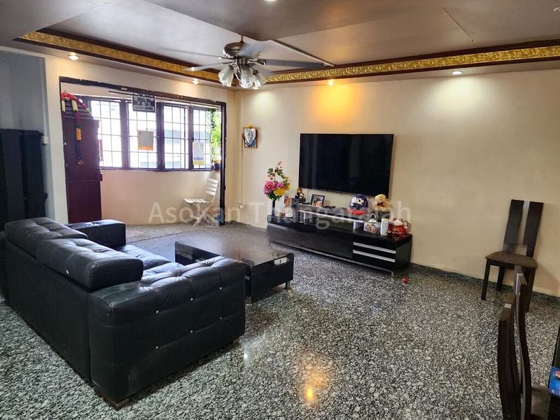 5 Room (5I) HDB for Rent in  622 Jurong West Street 61 - Image 1