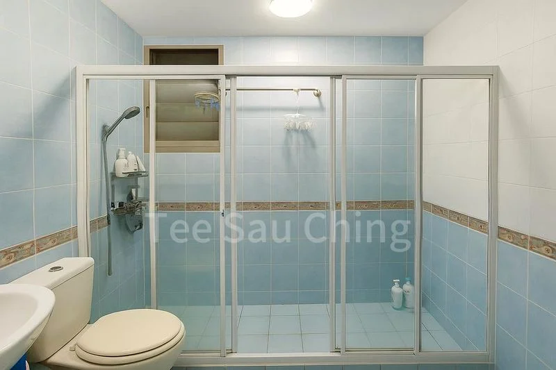 Common Room (HDB) for Rent in  162B Punggol Central - Image 8