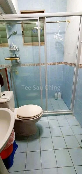 Common Room (HDB) for Rent in  162B Punggol Central - Image 4