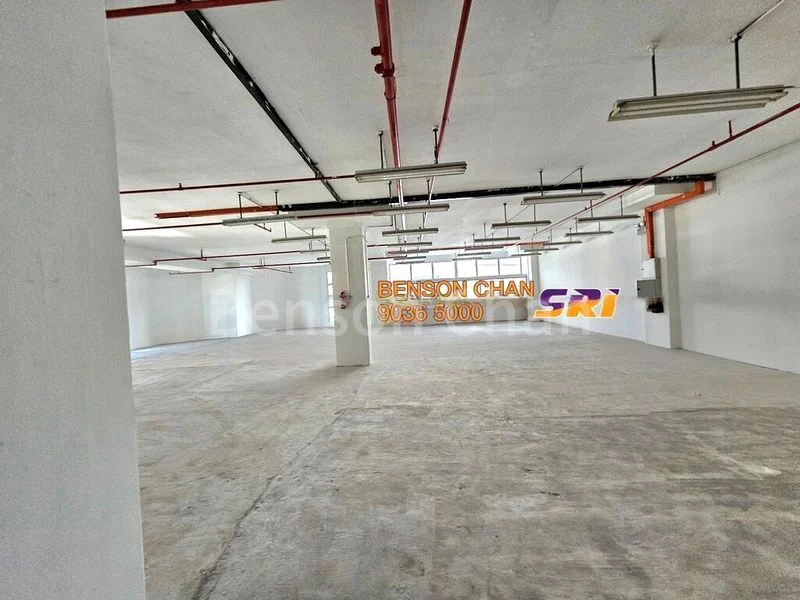 Warehouse for Rent: Yenom Industrial Building - Image 3