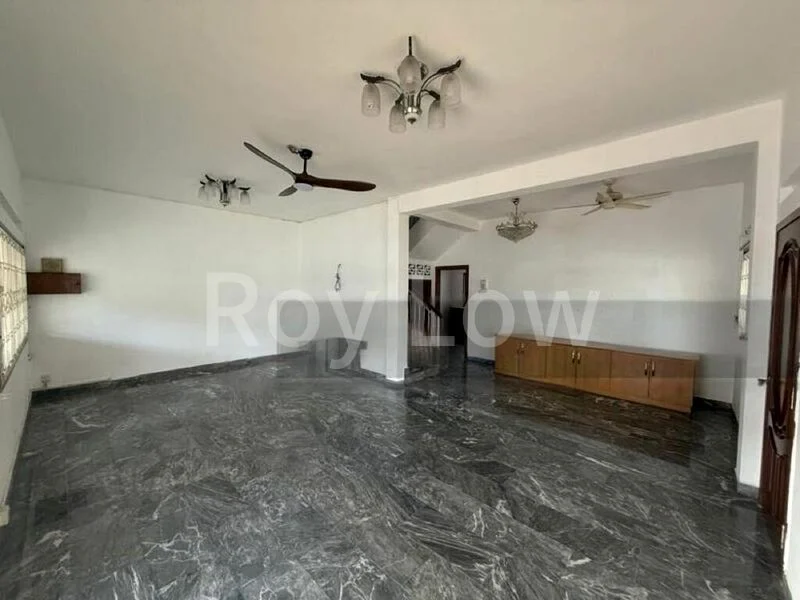 5 Bed Semi-Detached House (Landed) for Sale in  Charlton Park - Image 8