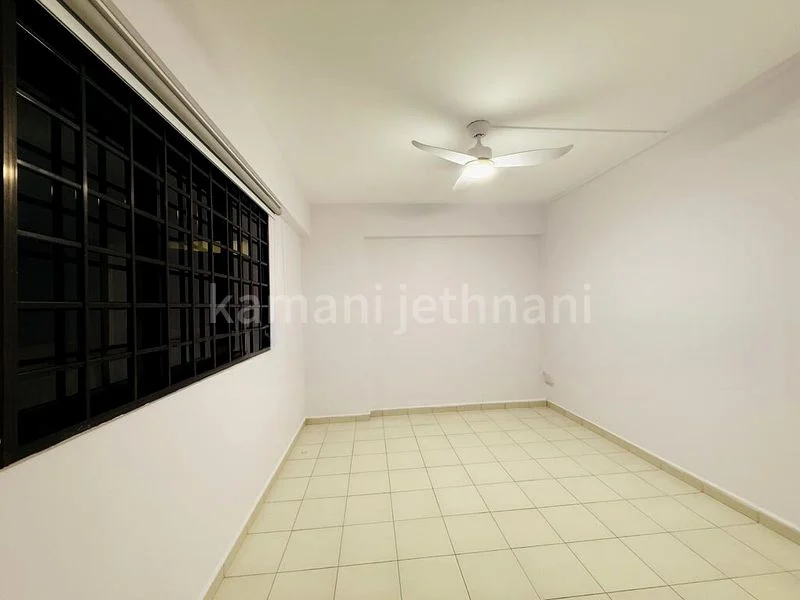 4 Room (4A) HDB for Rent in  149 Simei Street 1 - Image 12