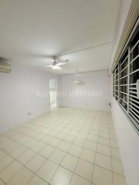 4 Room (4A) HDB for Rent in  149 Simei Street 1 - Image 7