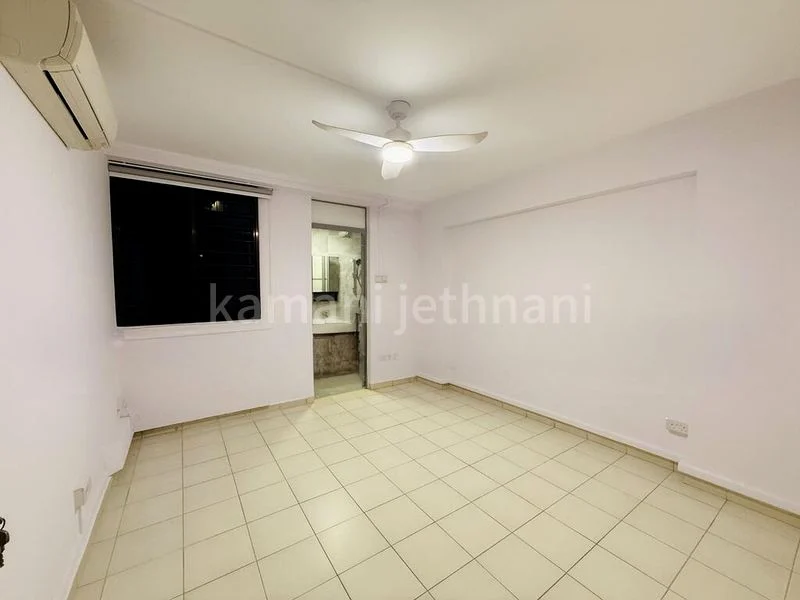 4 Room (4A) HDB for Rent in  149 Simei Street 1 - Image 3