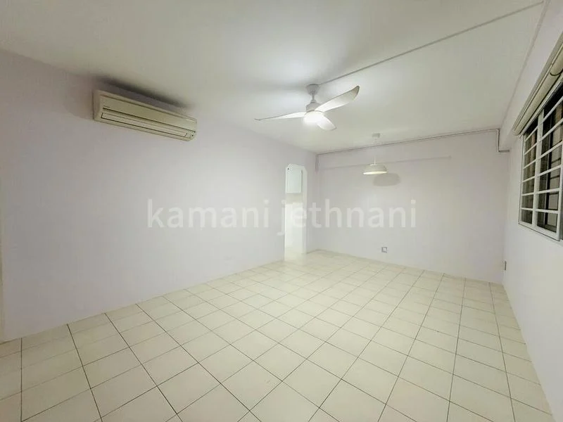 4 Room (4A) HDB for Rent in  149 Simei Street 1 - Image 8