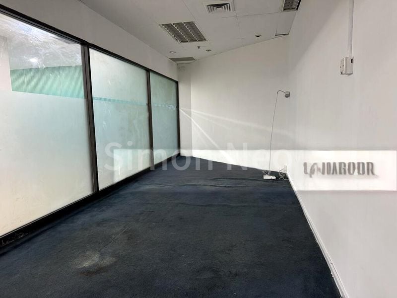 Mall Shop for Rent: Parklane Shopping Mall - Image 5