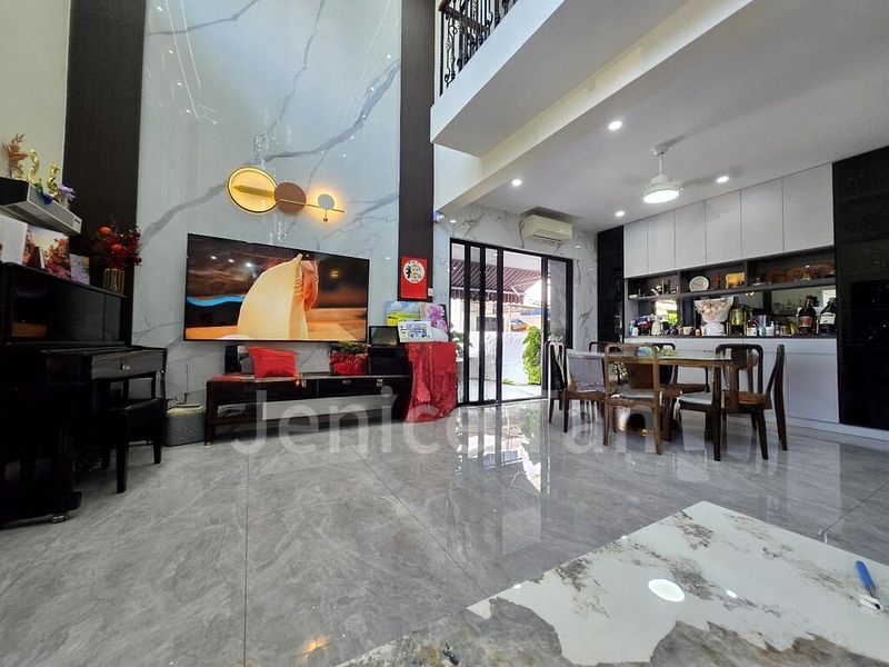5 Bed Semi-Detached House (Landed) for Sale in  Lengkong Tiga - Image 4