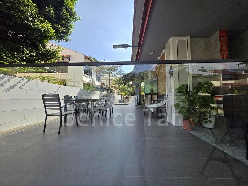 5 Bed Semi-Detached House (Landed) for Sale in  Lengkong Tiga - Image 7