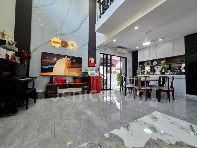 5 Bed Semi-Detached House (Landed) for Sale in  Lengkong Tiga - Image 10