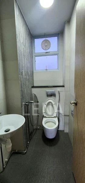 2 Bed Apartment (Condo) for Rent in  Kim Sia Court - Image 4