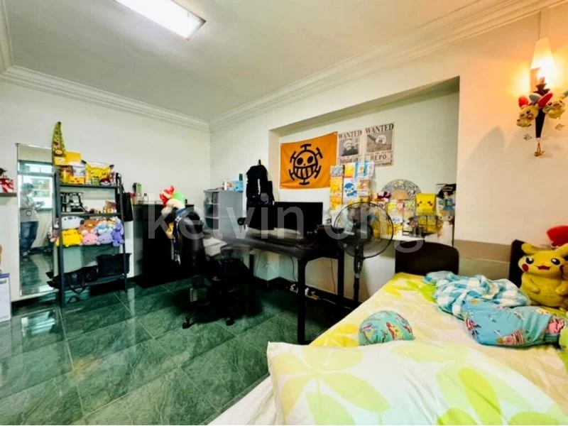 Maisonette HDB for Sale in  205A Compassvale Lane - Image 4