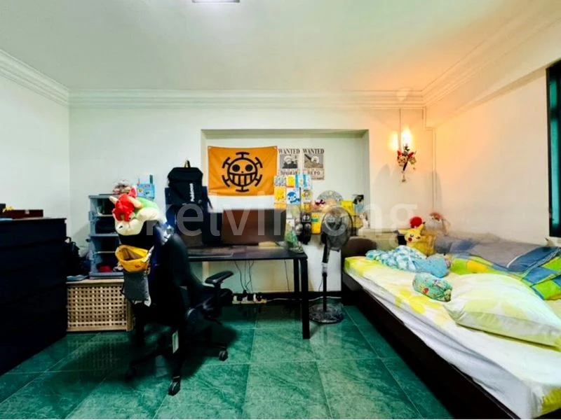 Maisonette HDB for Sale in  205A Compassvale Lane - Image 5