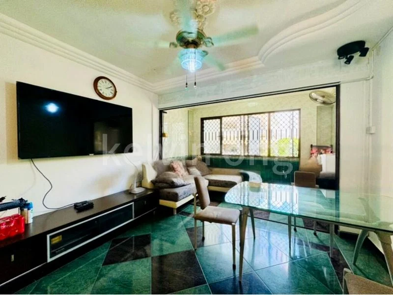 Maisonette HDB for Sale in  205A Compassvale Lane - Image 1