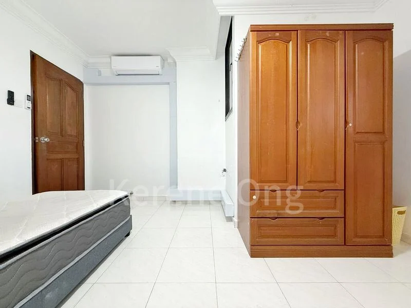 Common Room (HDB) for Rent in  339B Sembawang Close - Image 5