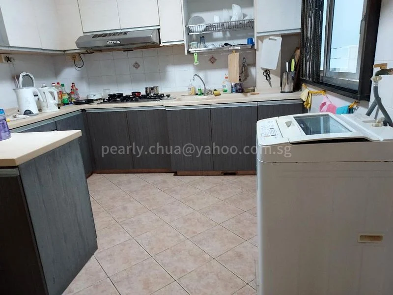 Common Room (HDB) for Rent in  564 Pasir Ris Street 51 - Image 6