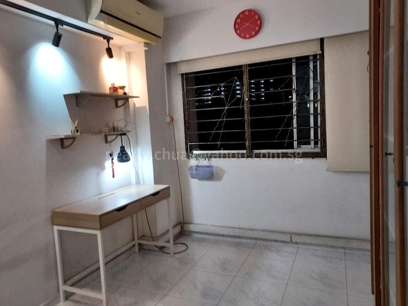 Common Room (HDB) for Rent in  564 Pasir Ris Street 51 - Image 2