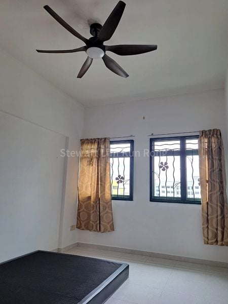 5 Room (5I) HDB for Rent in  687C Woodlands Drive 75 - Image 14