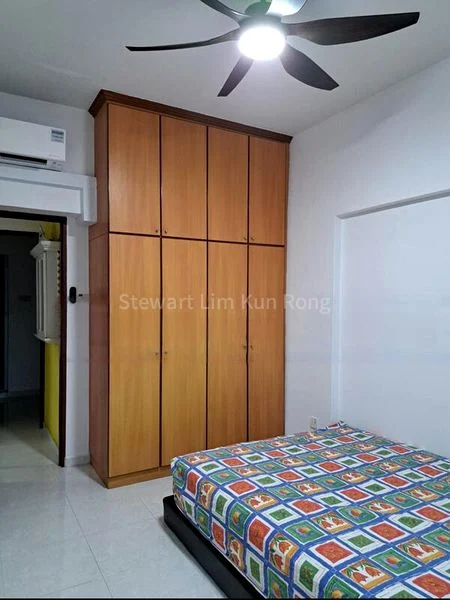 5 Room (5I) HDB for Rent in  687C Woodlands Drive 75 - Image 2