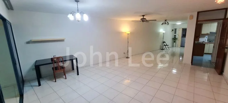 Executive HDB for Sale in 468D Admiralty Drive - Image 2