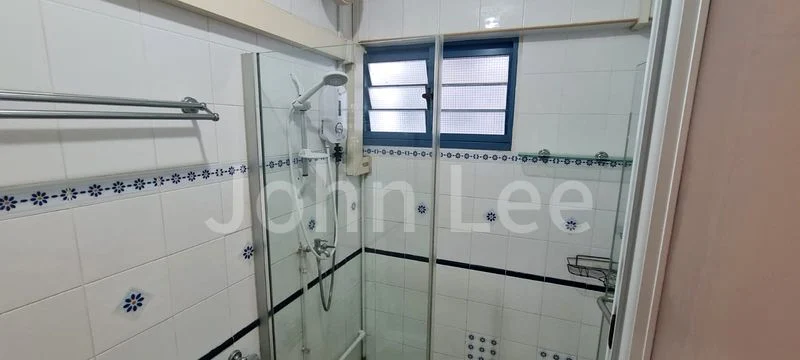 Executive HDB for Sale in 468D Admiralty Drive - Image 7