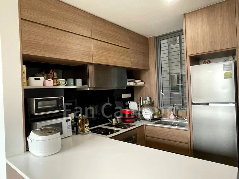 3 Bed Condo for Rent in  Echelon - Image 3