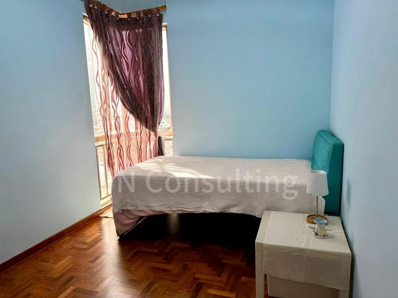 Common Room (Condo) for Rent in  Astoria Park - Image 3
