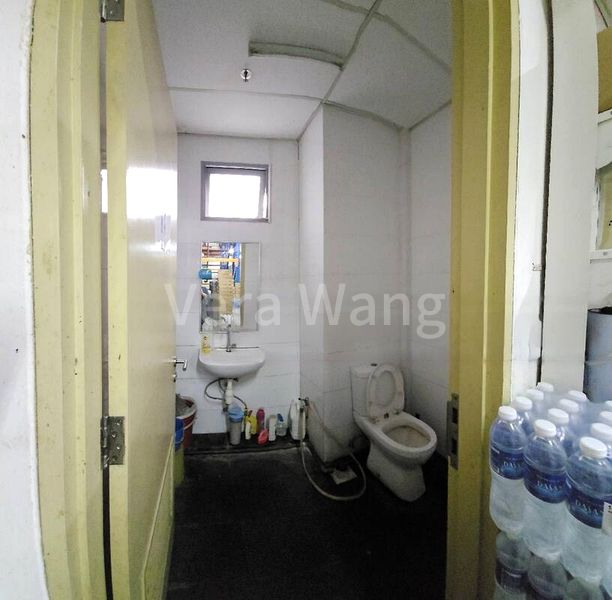 Light Industrial (B1) for Rent: North Spring Bizhub - Image 2