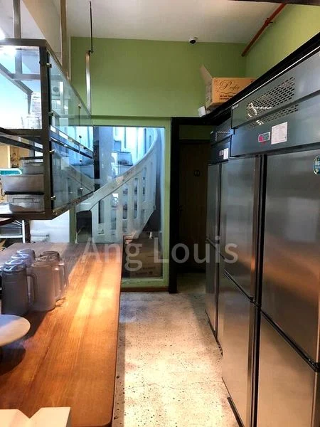 Shop / Shophouse for Rent: F&B on Club Street, Ground, 2nd & 3rd Floor - Image 1