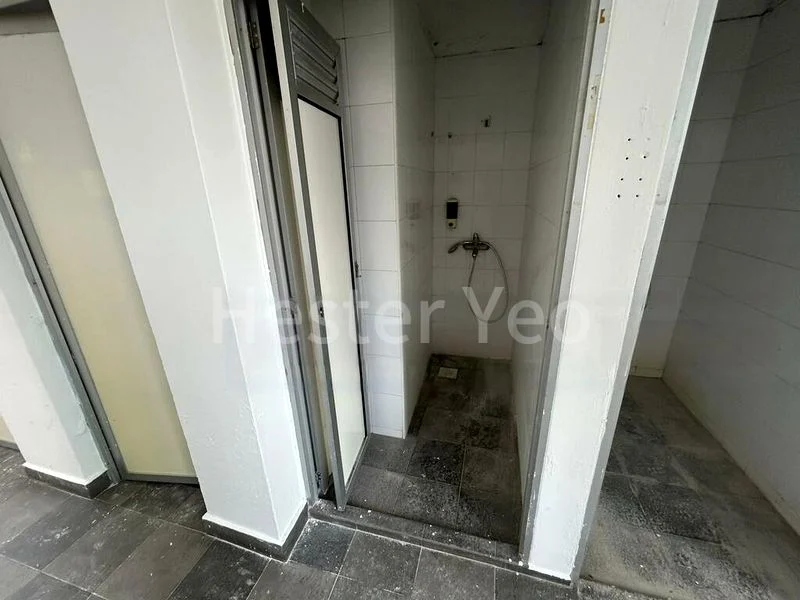 Shop / Shophouse for Rent: Mackenzie Road - Image 6