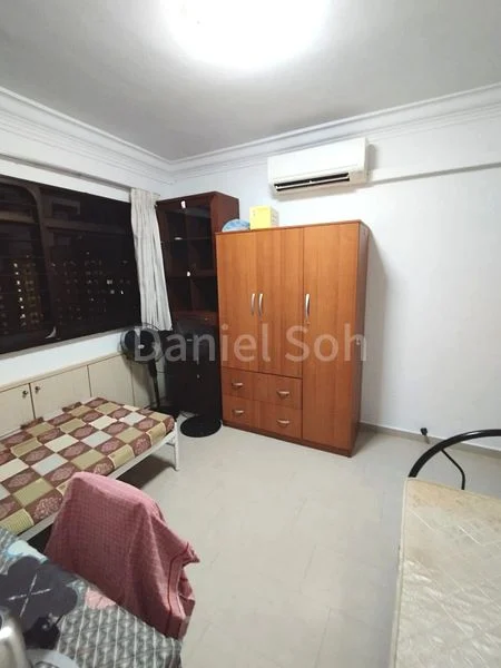 Common Room (HDB) for Rent in 722 Tampines Street 72 - Image 4