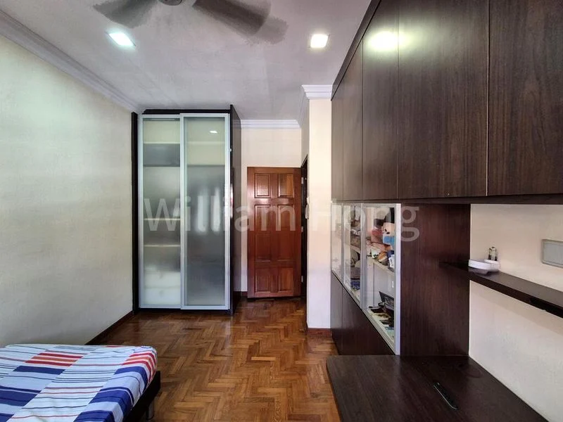 5 Bed Corner Terrace (Landed) for Sale in Lim Tua Tow Road - Image 8