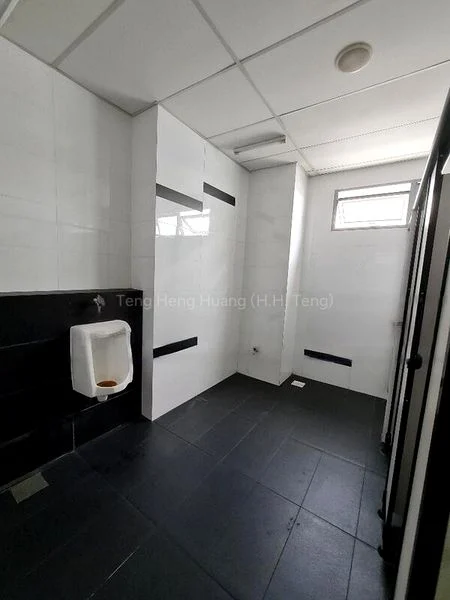 Factory / Workshop (B2) for Sale: North Spring Bizhub - Image 3