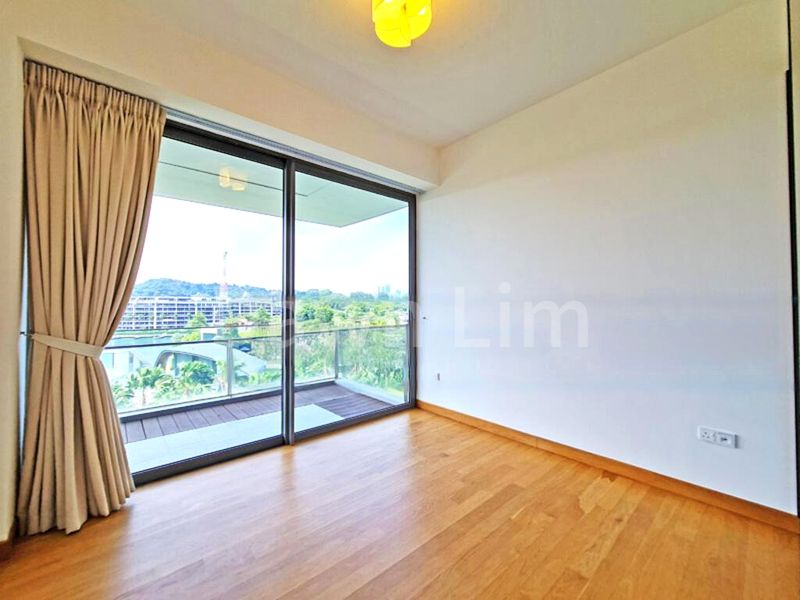 4 Bed Apartment (Condo) for Sale in Seascape - Image 7