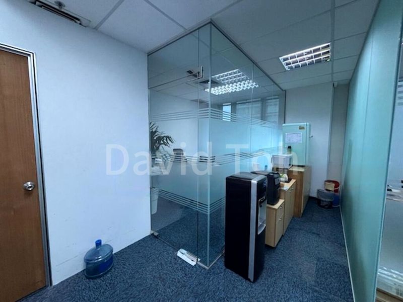 Office for Rent: Lift Lobby Frontage, Fitted Office at Raffles Place - Image 5