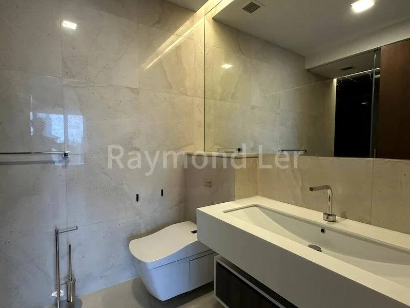 2 Bed Condo for Rent in  The Scotts Tower - Image 2