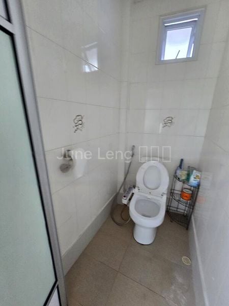 5 Bed Terraced House (Landed) for Sale in  Lorong 30 Geylang - Image 7