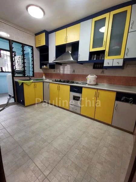 5 Room (5I) HDB for Rent in  680C Jurong West Central 1 - Image 5