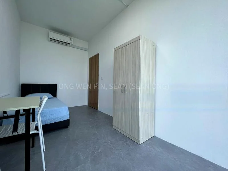 Common Room (Condo) for Rent in  Parc Oasis - Image 15