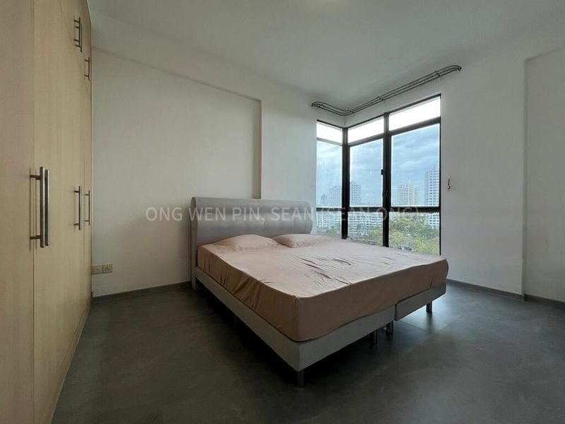 Common Room (Condo) for Rent in  Parc Oasis - Image 2