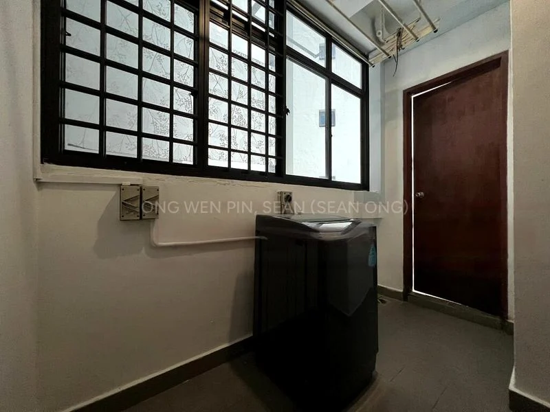 Common Room (Condo) for Rent in  Parc Oasis - Image 11