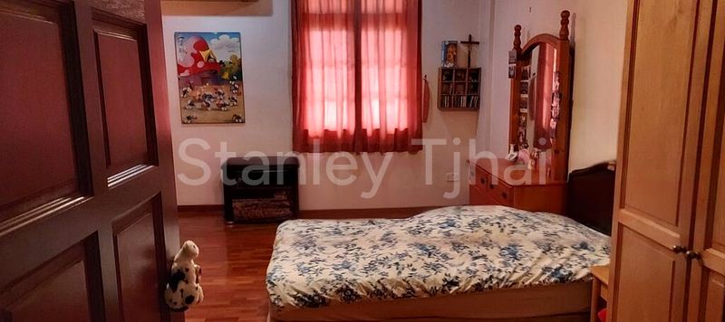 8 Bed Semi-Detached House (Landed) for Sale in  Seletar Hills Estate - Image 6