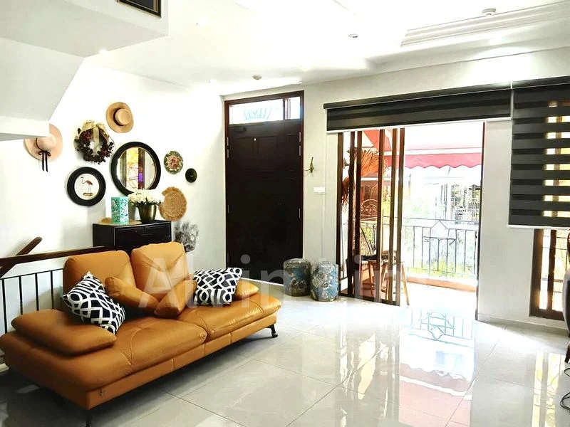 6 Bed Cluster House (Landed) for Sale in  Picardy Gardens - Image 9