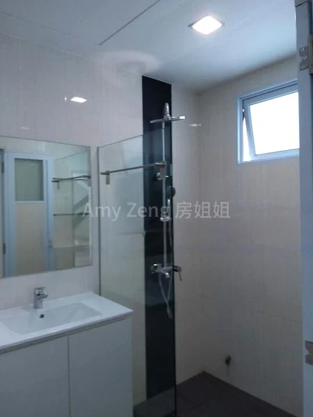 4 Bed Corner Terrace (Landed) for Rent in  Watten Estate - Image 15