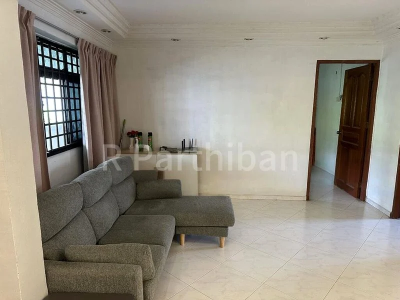 4 Room (4NG) HDB for Sale in 204 Jurong East Street 21 - Image 8