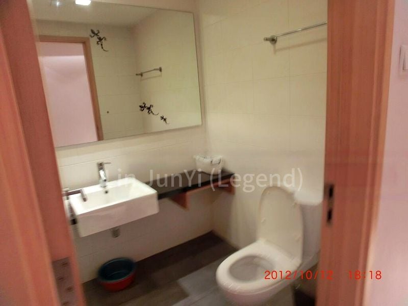 Common Room (Condo) for Rent in  The Linear - Image 6