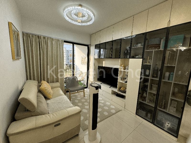 3 Bed Apartment (Condo) for Sale in Riverfront Residences - Image 1