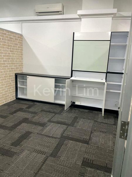 Light Industrial (B1) for Rent: A'Posh BizHub - Image 3